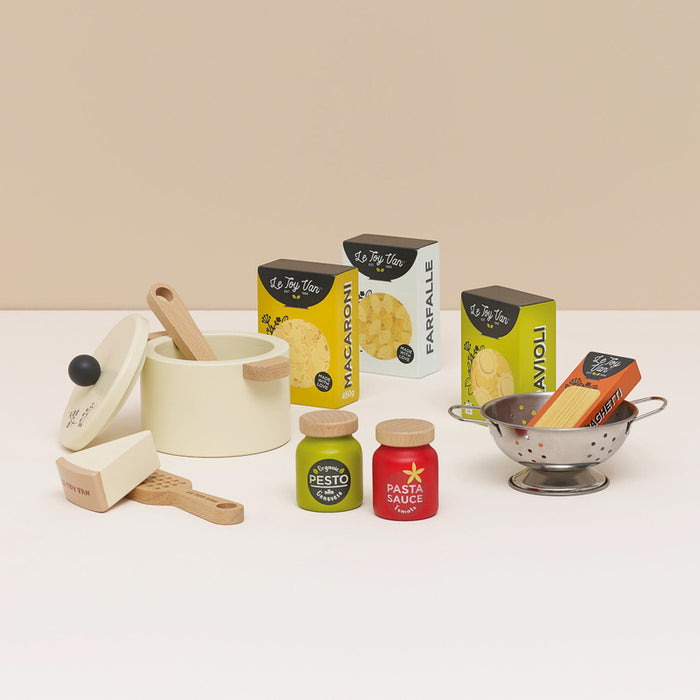 Le Toy Van Wooden Toy Organic Pasta Set