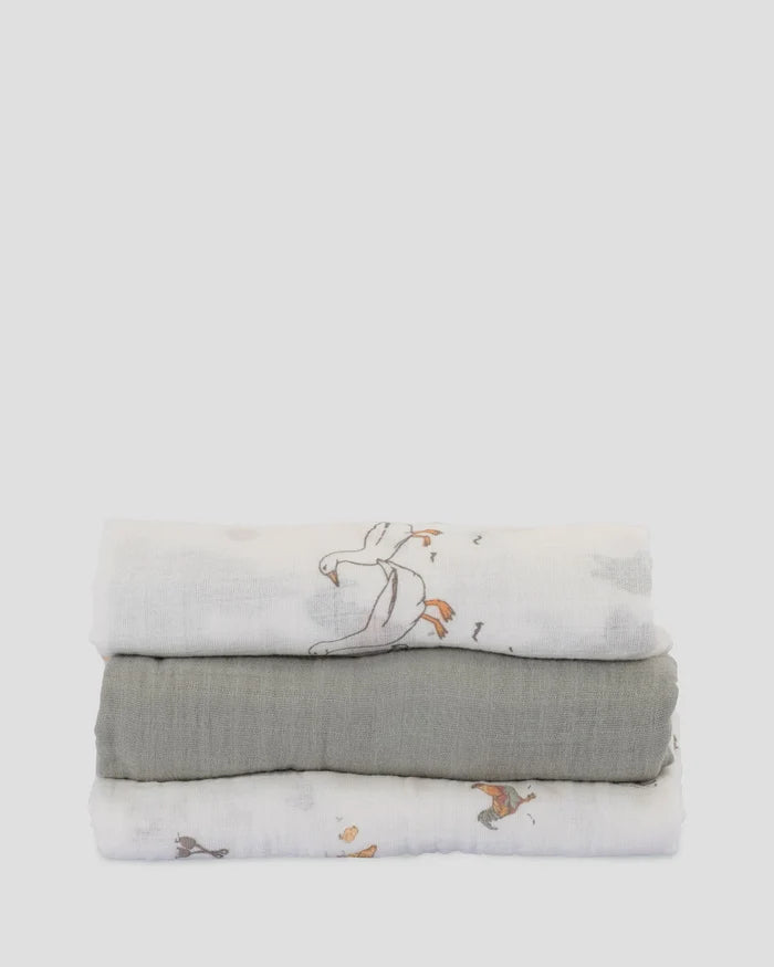 Little Linen Baby Muslin Wraps 3 Pack - Farmyard Lamb