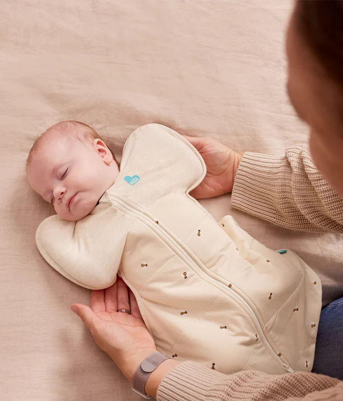 Love to Dream Swaddle Up™ Quilted Stretch Cotton 2.5 TOG - Oatmeal Bees