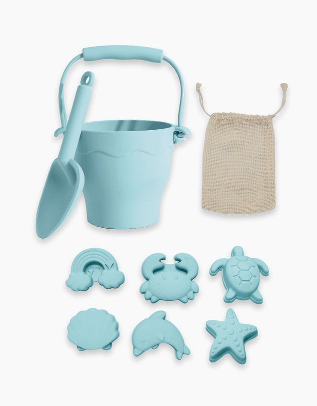 Silicone Beach Bucket 8 Piece Play Set - Light Blue