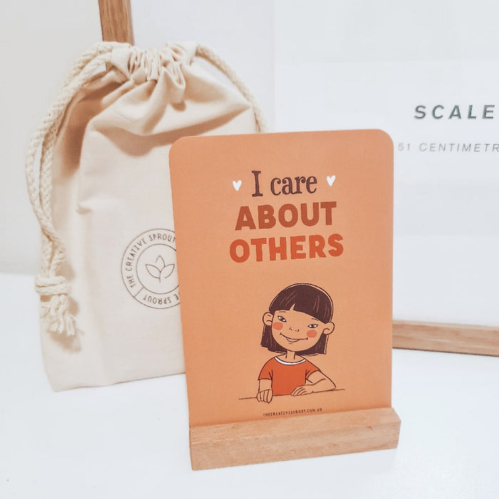 The Creative Sprout - Small Wooden Card Holder