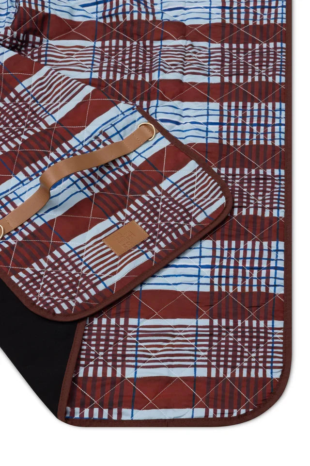 The Somewhere Co Luxe Picnic Rug - Mulberry